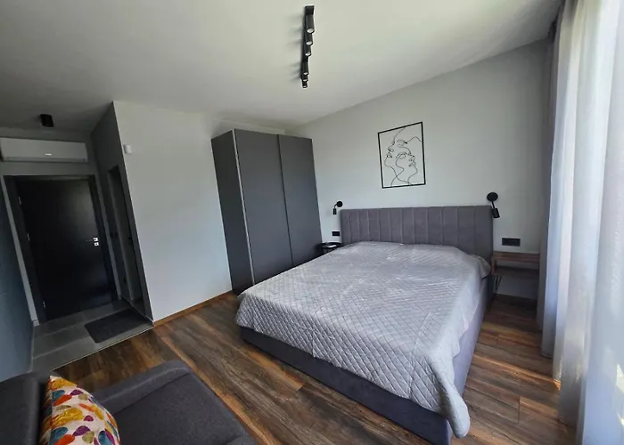 Villa Calypso, Private Pool With Heating And Salt Water Lozenec