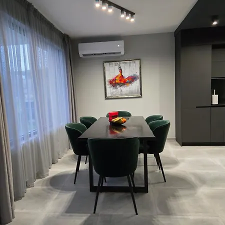 Calypso, Private Pool With Heating And Salt Water 别墅 洛泽内茨